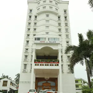 Joys Palace 5*, Thrissur Indien